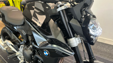 BMW F900 R
